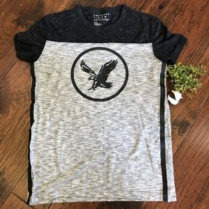 American Eagle T-Shirt (Size Small)